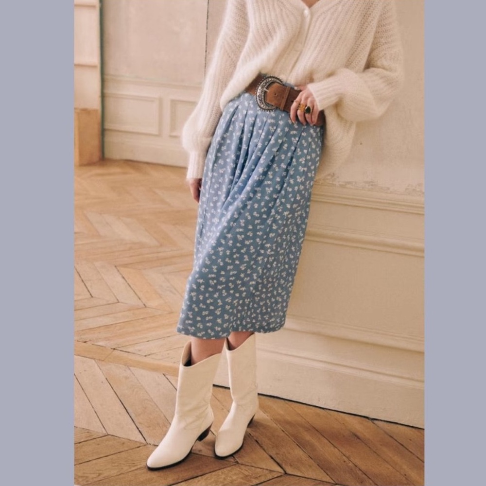 Sezane Alicia skirt size 36 NWOT light blue and white floral print